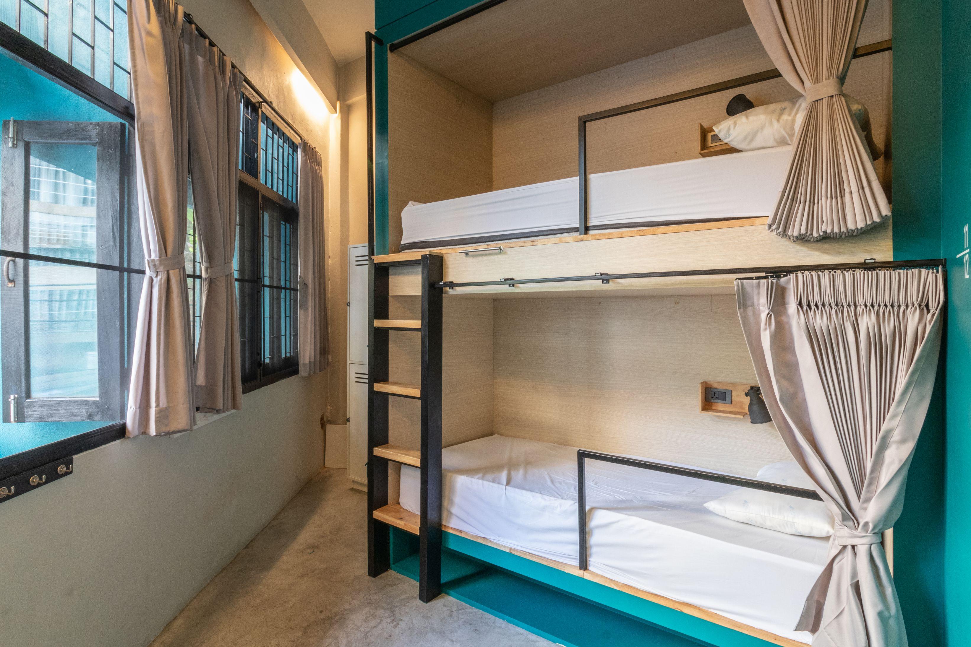 Bunny Burrow Hostel Бангкок Экстерьер фото