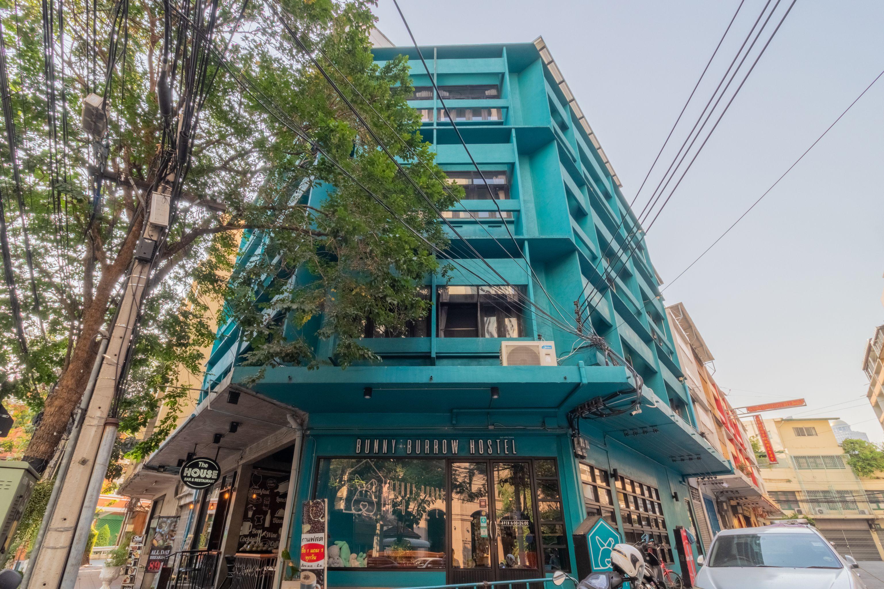 Bunny Burrow Hostel Бангкок Экстерьер фото