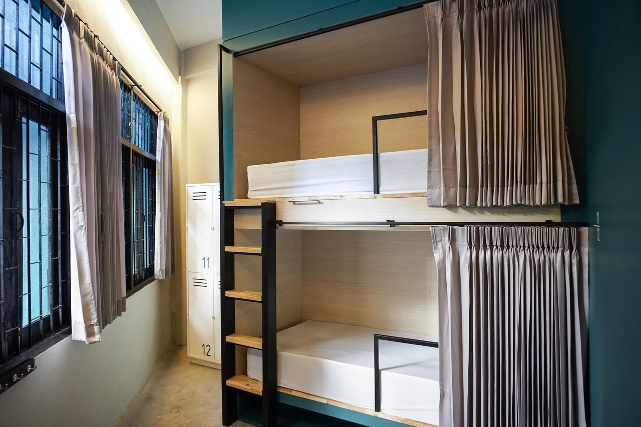 Bunny Burrow Hostel Бангкок Экстерьер фото