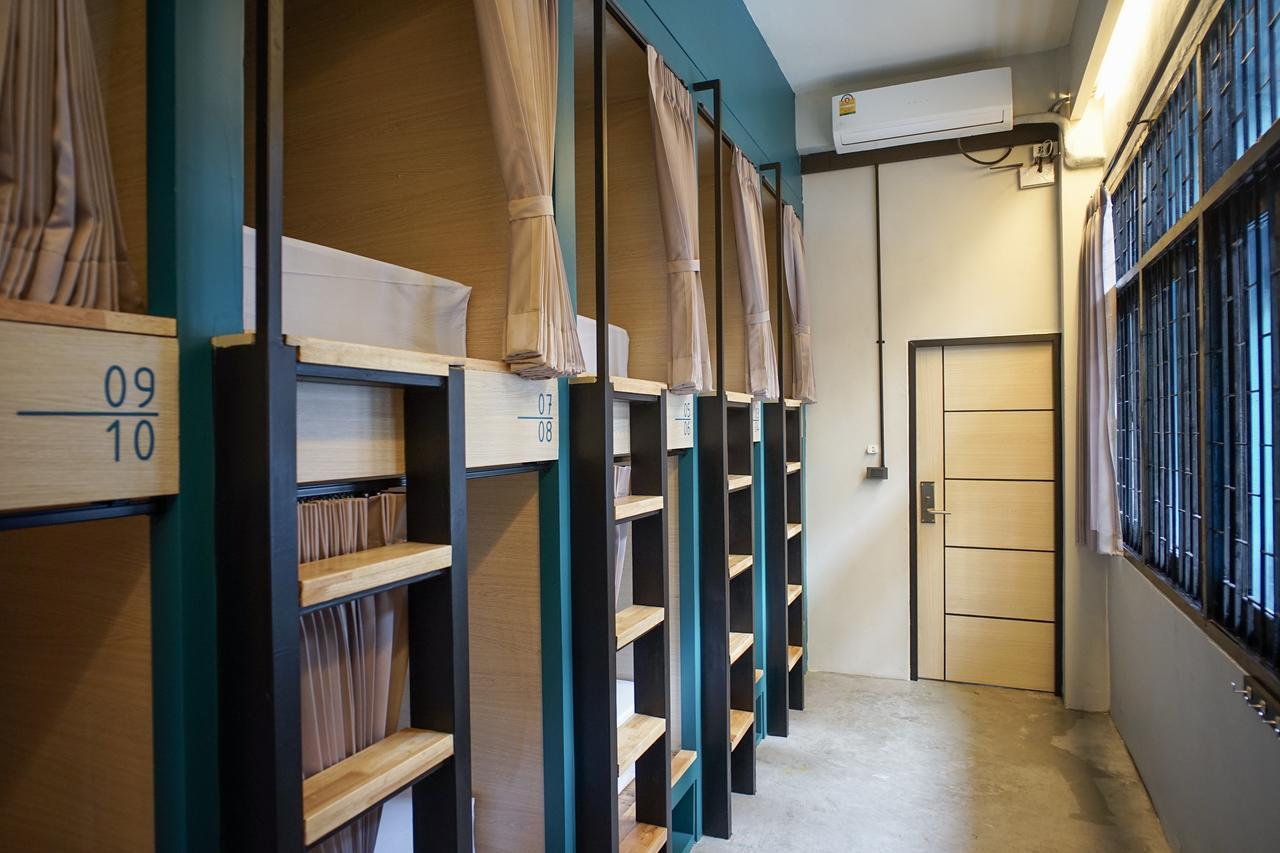 Bunny Burrow Hostel Бангкок Экстерьер фото