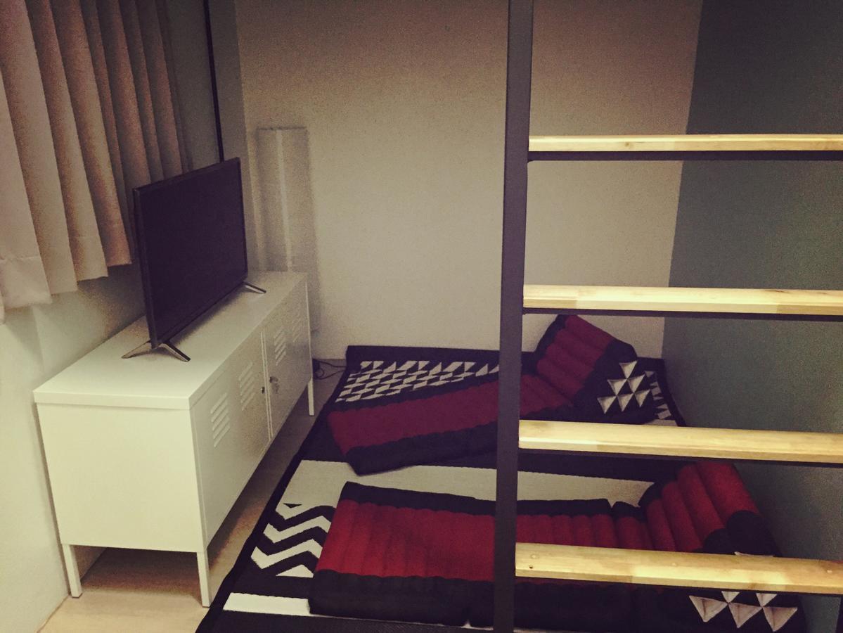 Bunny Burrow Hostel Бангкок Экстерьер фото
