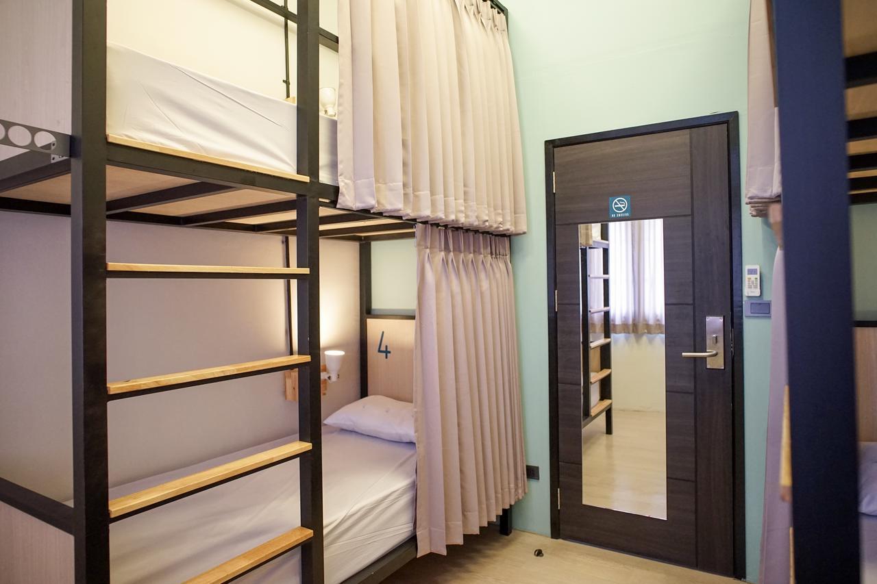 Bunny Burrow Hostel Бангкок Экстерьер фото